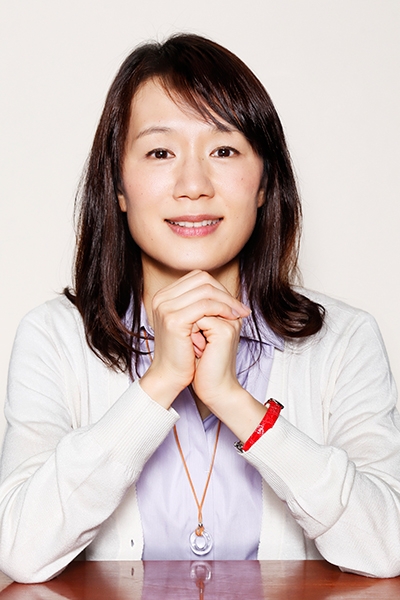 宮下奈都 (c)堀田芳香